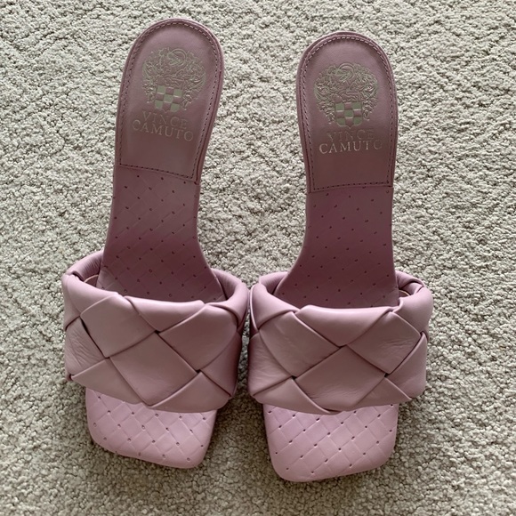 New Vince Camuto Heels - Picture 3 of 9